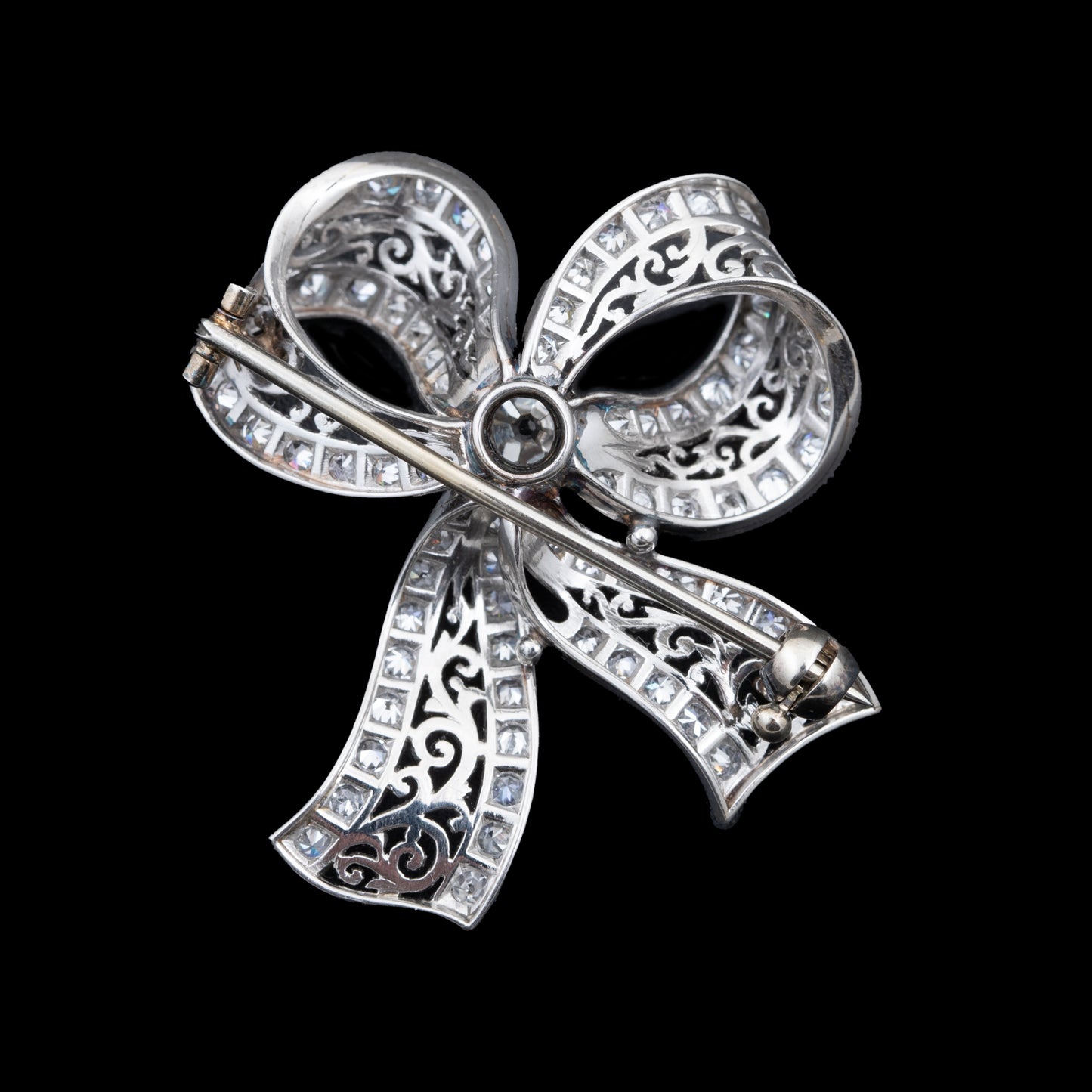 Alfinete em Ouro Branco e Diamantes, Século XX