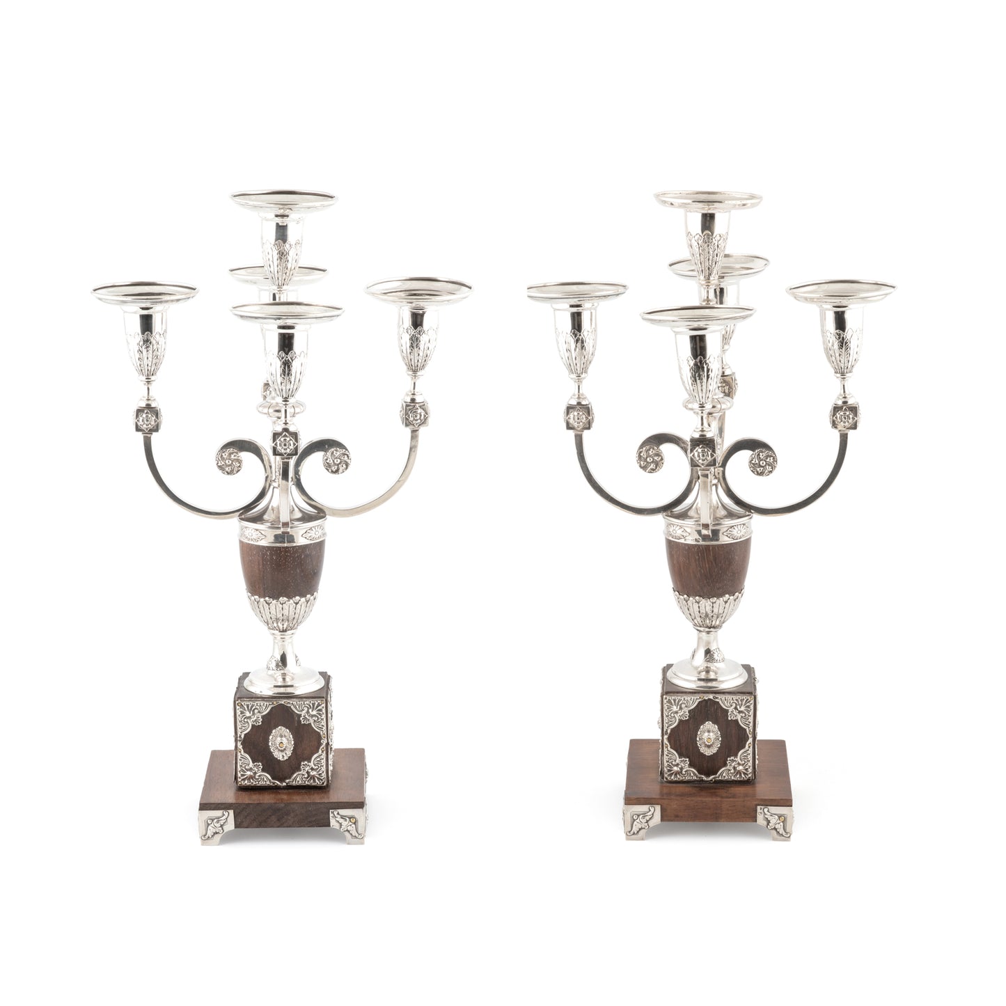 Par de Candelabros de 5 lumes, LEITÃO & IRMÃO