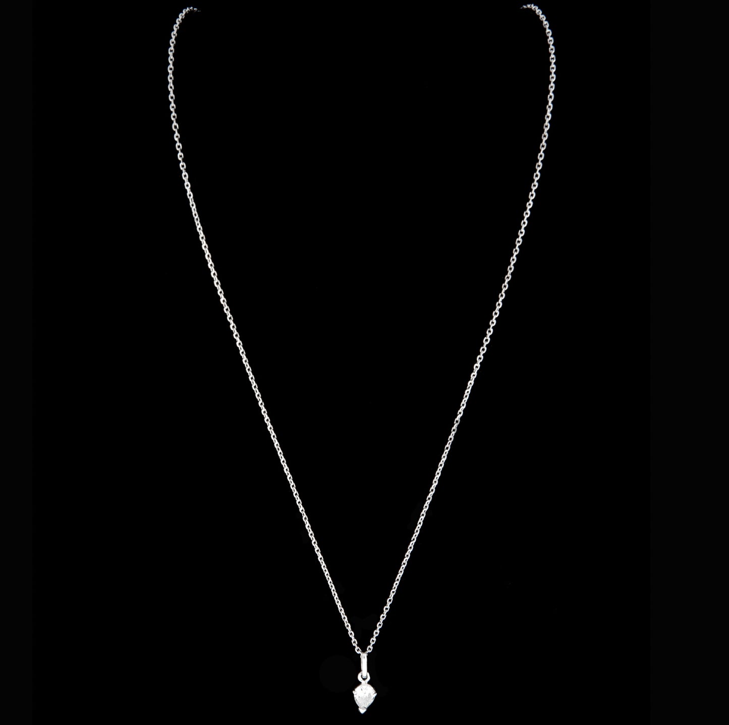 Fio em ouro branco com diamante